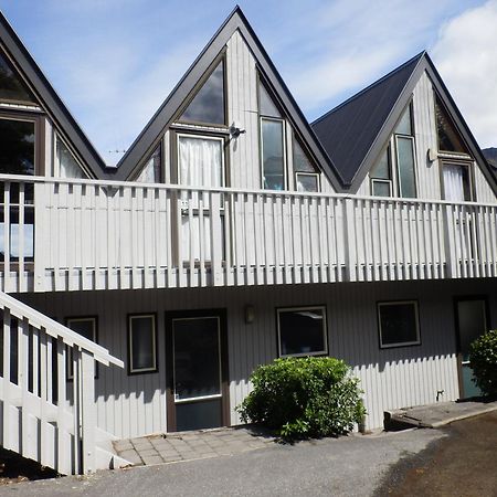 Wakatipu View Apartments Queenstown Bagian luar foto